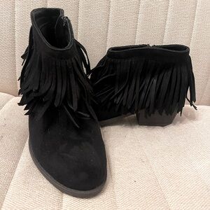 Fringe ankle booties